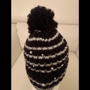 Halogen Atlantic-Pacific Knit Hat Blk Combo Pearls